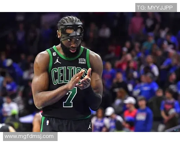 杰伦布朗的成长之路：从新秀到NBA明星的蜕变与挑战