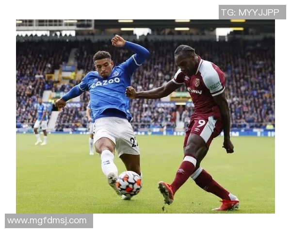 屈福特与水晶宫的激烈对决谁能在英超赛场上笑到最后 屈福特与水晶宫的激烈对决谁能在英超赛场上笑到最后