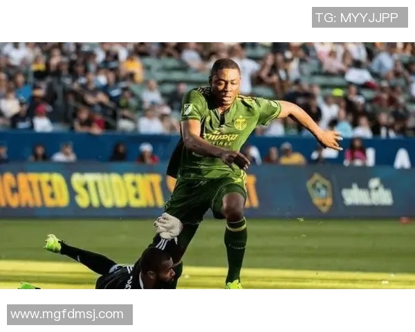 美职足达拉斯主场迎战休斯顿全力争胜展现实力之战