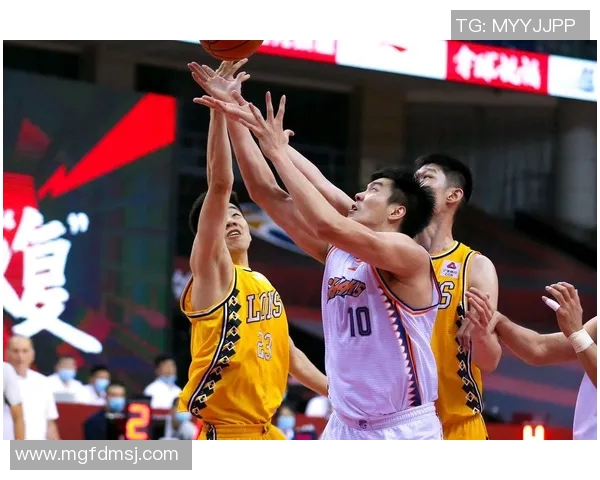 皇家盐城湖与纽约城的精彩对决即将上演球迷期待的巅峰之战