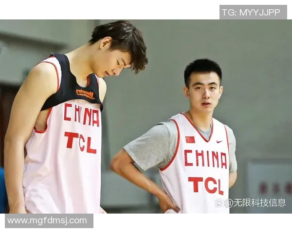 男篮德国与法国激战正酣比分悬念迭起引发球迷热议