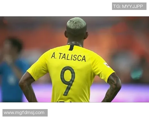 恒大与上港激情对决海报揭示两队巅峰对抗的精彩瞬间与赛场氛围