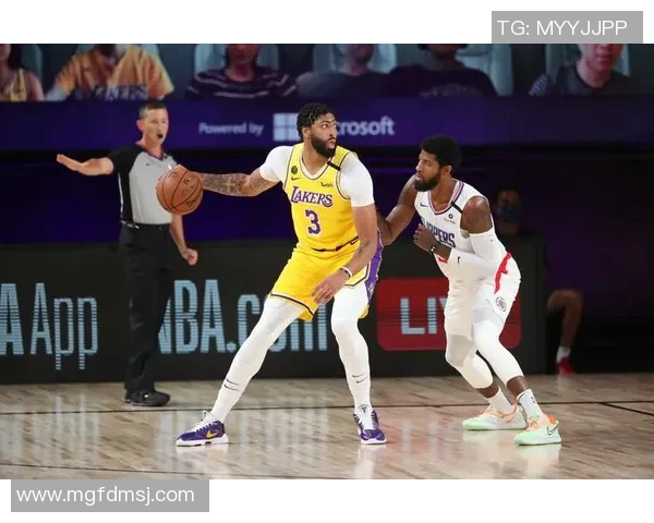 快船与湖人精彩对决直播视频全程回放与赛后分析分享 快船与湖人精彩对决直播视频全程回放与赛后分析分享