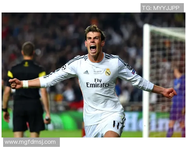 努涅斯在赛场上的崛起与挑战：从新星到顶级前锋的奋斗历程