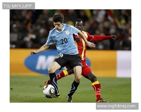 意大利与乌拉圭精彩对决全场录像回放及精彩瞬间分析