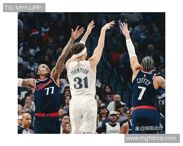 独行侠与火箭的激烈对决谁能在NBA赛场上笑到最后